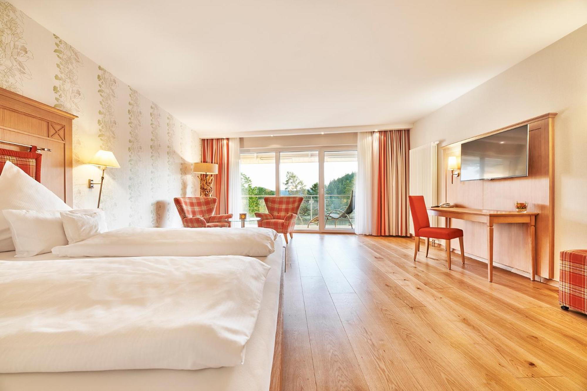Hotel Kronelamm Im Schwarzwald Bad Teinach-Zavelstein Exteriör bild